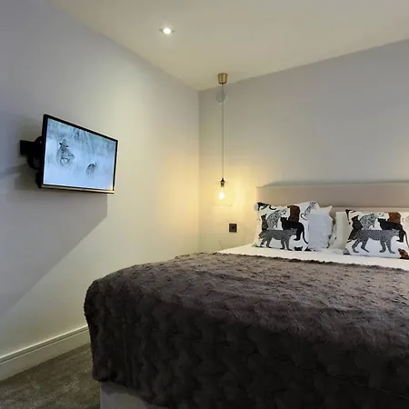 بيت للعطل Brand New! Large & Luxurious Mews In 4!